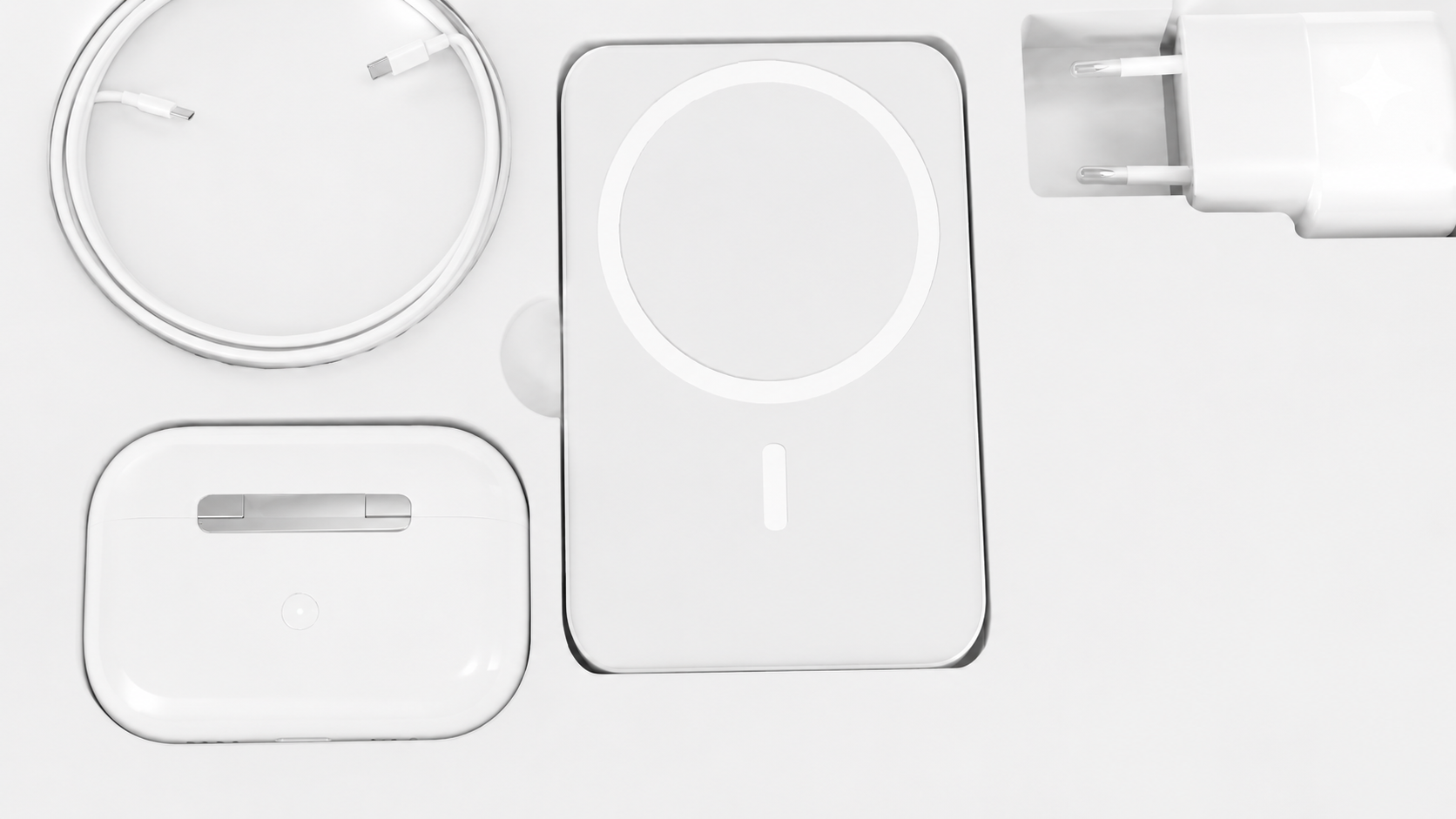 Chargeur MagSafe induction, boîtier AirPods et adaptateur USB-C